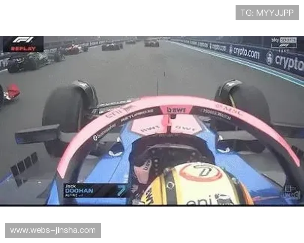 虚拟安全车出动，皮亚斯特里受罚进站，名次跌至第八